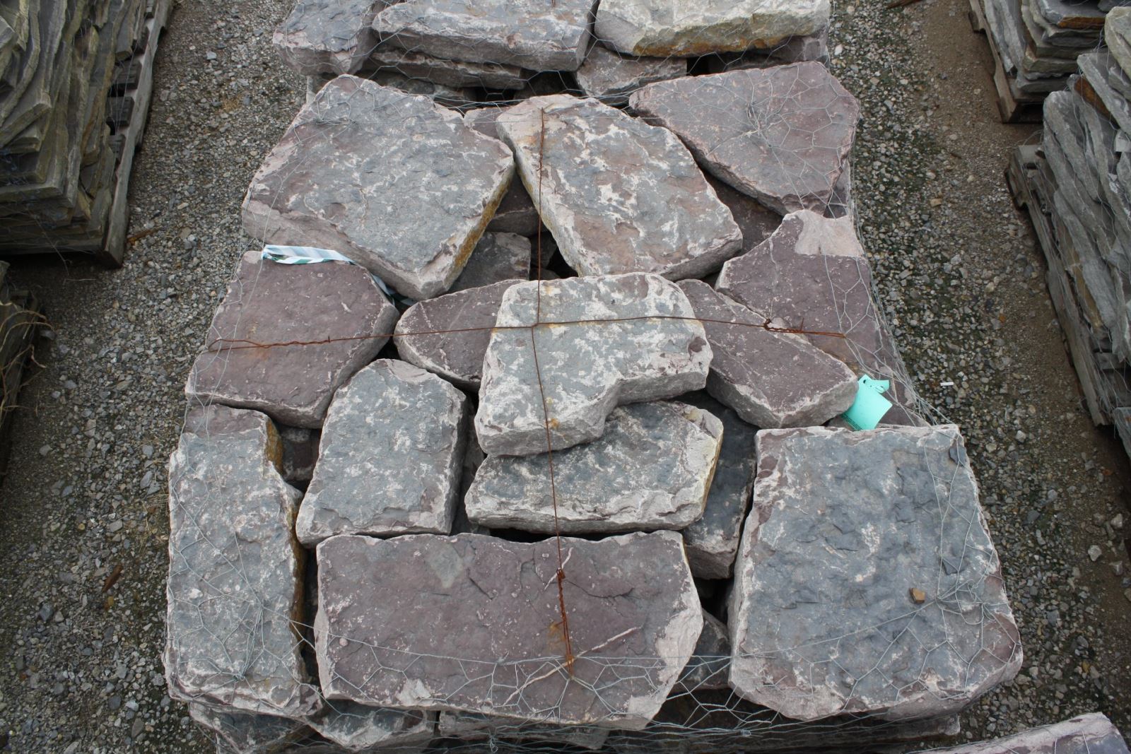 kích thước đá lát sân vườn