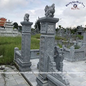Cột đá xanh đen 05