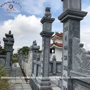 Cột đá xanh đen 07