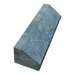 Đá bó vỉa xanh rêu cắt thô 01