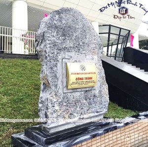 Đá biển hiệu 04