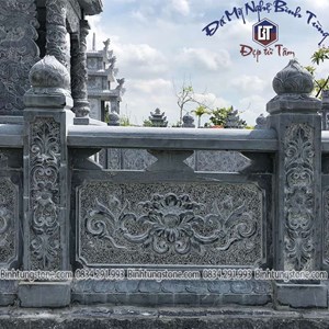 Hàng rào đá xanh đen, chạm hoa văn 19