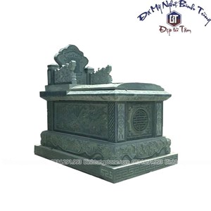 Mộ ngai đá xanh rêu 04