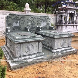 Mộ ngai đá xanh rêu 06